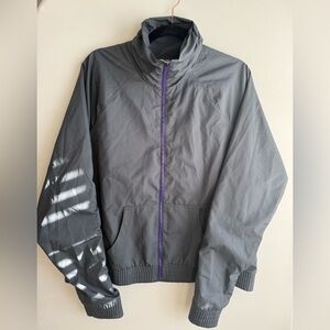 Under Armour lightweight full zip windbreaker • Women’s XL